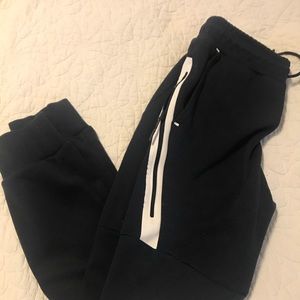 Big Kids’ Nike Sweatpants